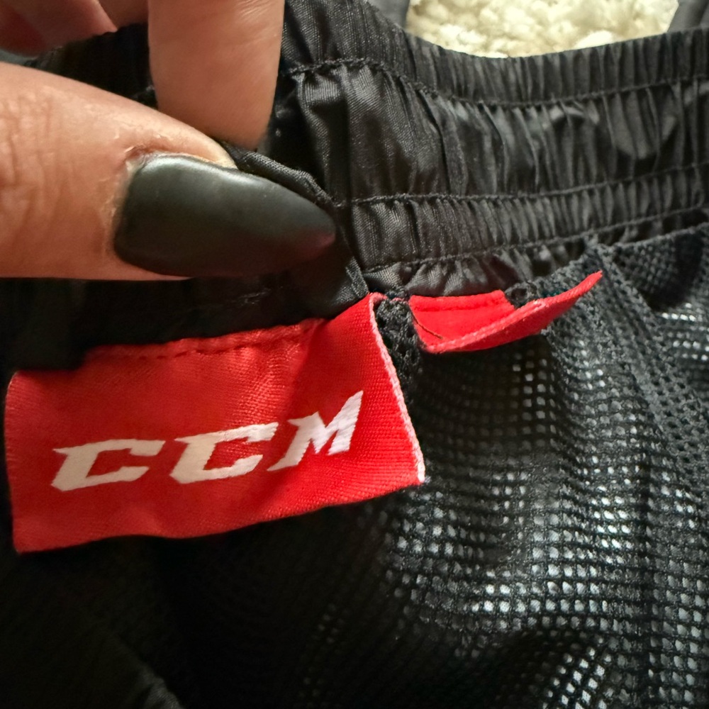 CCM Black Athletic Pants Sporty Athletic Workout joggers sweats - Picture 7 of 8